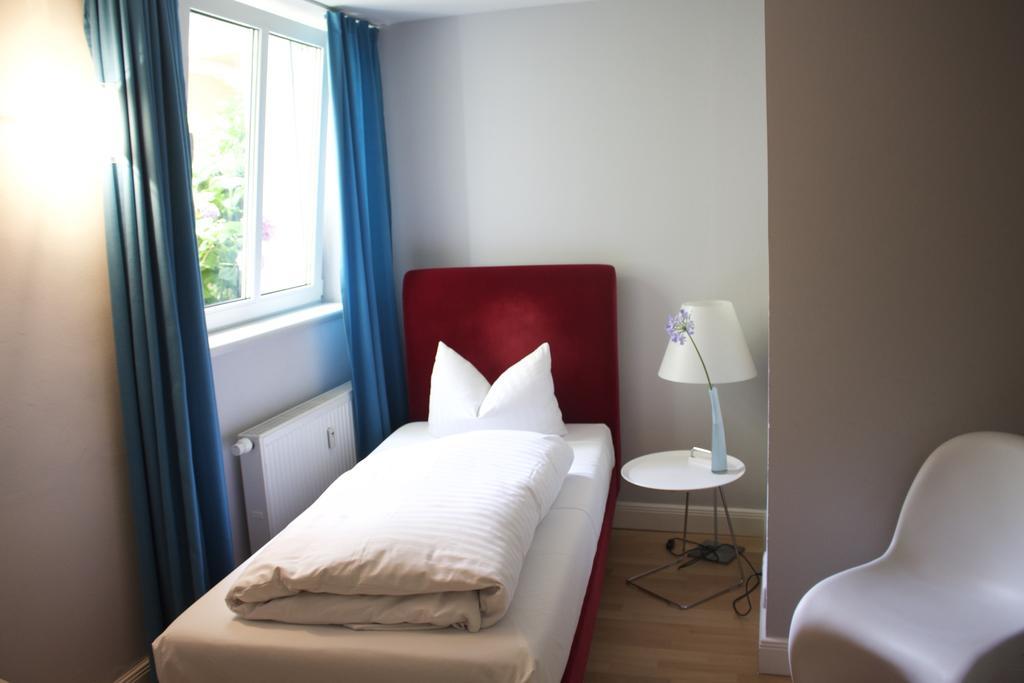 Schlaflounge Hotell Hamburg-Harburg Exteriör bild